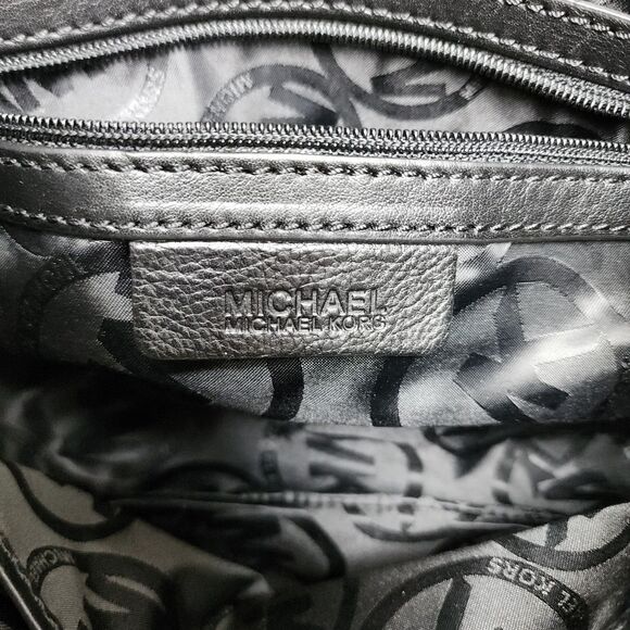 Michael Kors Lock and Key Signature Monogram Handbag Shoulder Bag Purse - Picture 8 of 9